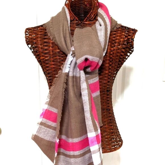 NWOT Large Oblong Light Brown/Pink/White Plaid Scarf by MixIt - Picture 4 of 11